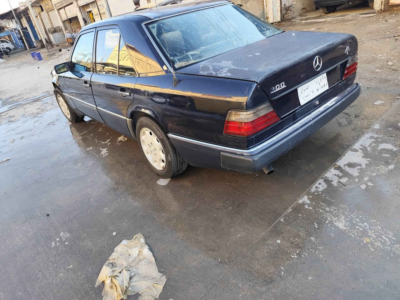 خوان سياره جديده مكينة بطه 3000 جديده سعرهه 35 ماندل راعيهه رقم صدامي بغداد لا محجوزه ولا عليه اي طلب اتعهد بأي شي ،،،،، مكاني سماوه بيع مستعجل وبيهه مجال بصيط ستفسار اتصال فقط صاحب سياره ***********
