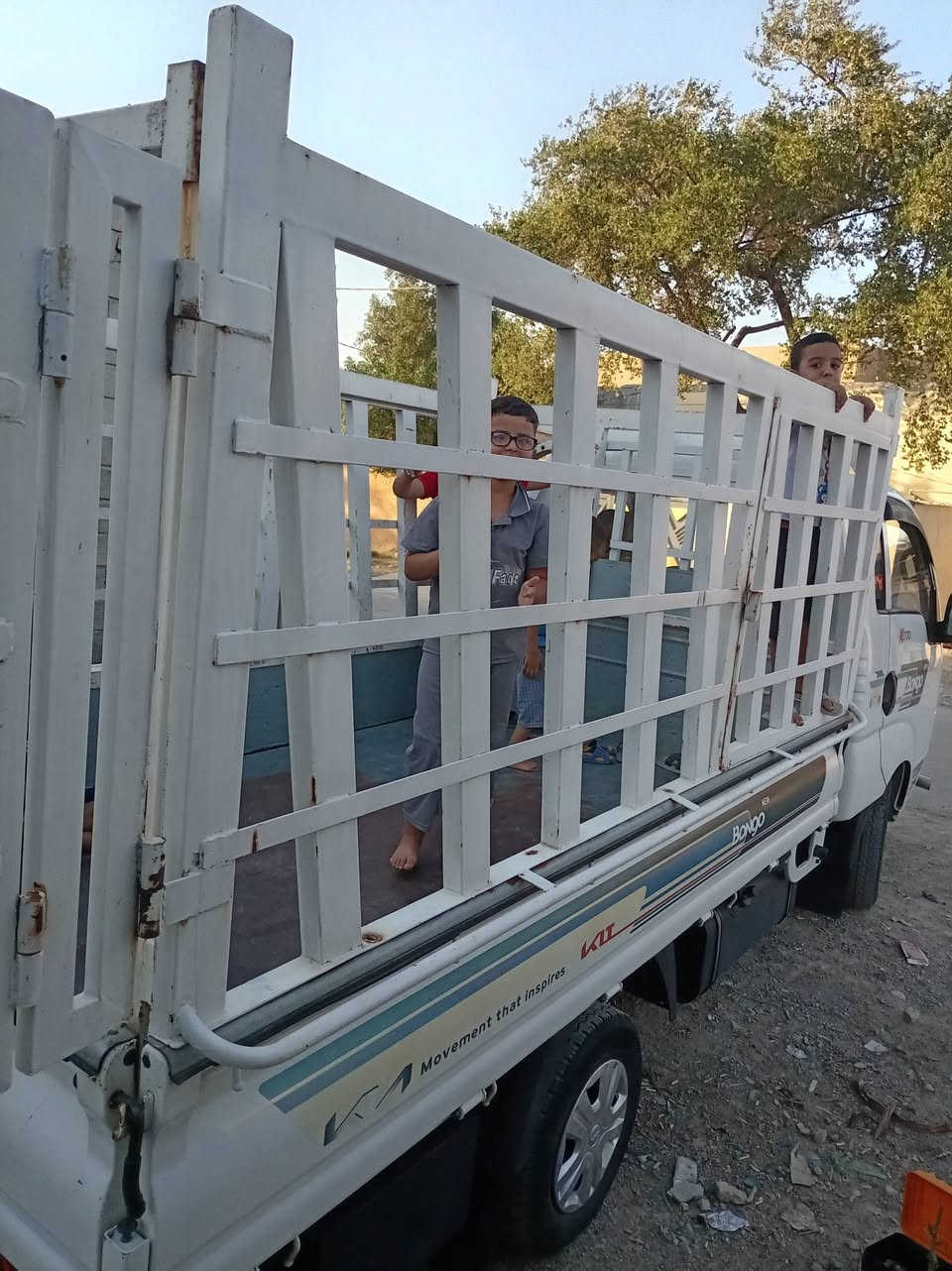 محجرات ثنين للبيع المكان ديالي الاحمر مامستعمل والأبيض تفصال للاستفسار الاتصال ***********

