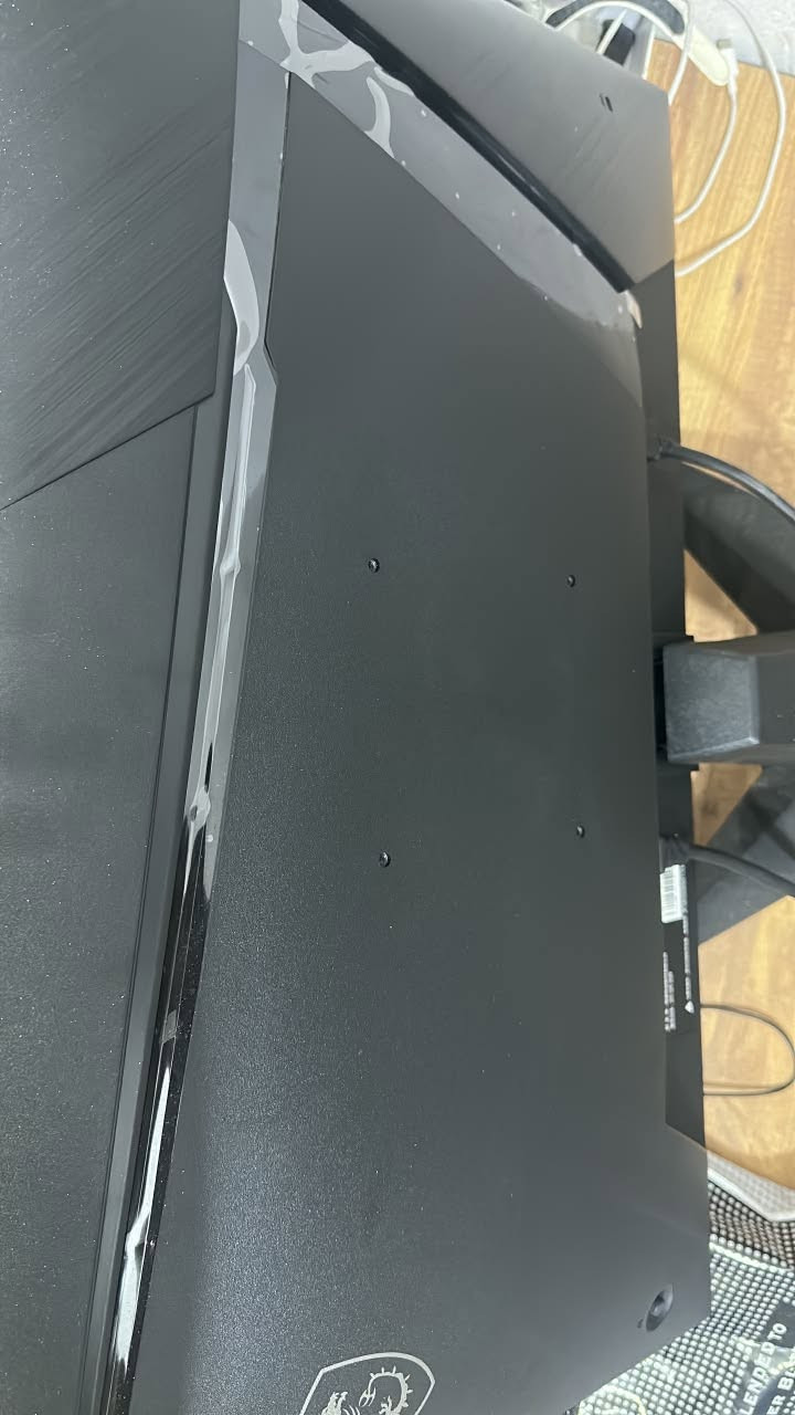 السلام عليكم عندي شاشة msi حجم 27 
استخدام 3 اشهر للبيع هذا رقمي ***********
