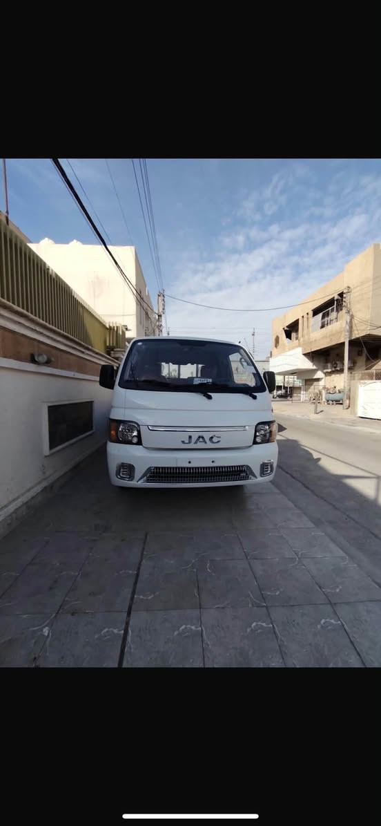 سلام عليكم لبيع سياره كيهJac
موديل ٢٠٢٦ صفر كيلو متر زيرو تحويل ثاني يوم 
رقم الهاتف ***********
السعر 19,000000 دينار عراقي وبيه مجال حك الجيه
