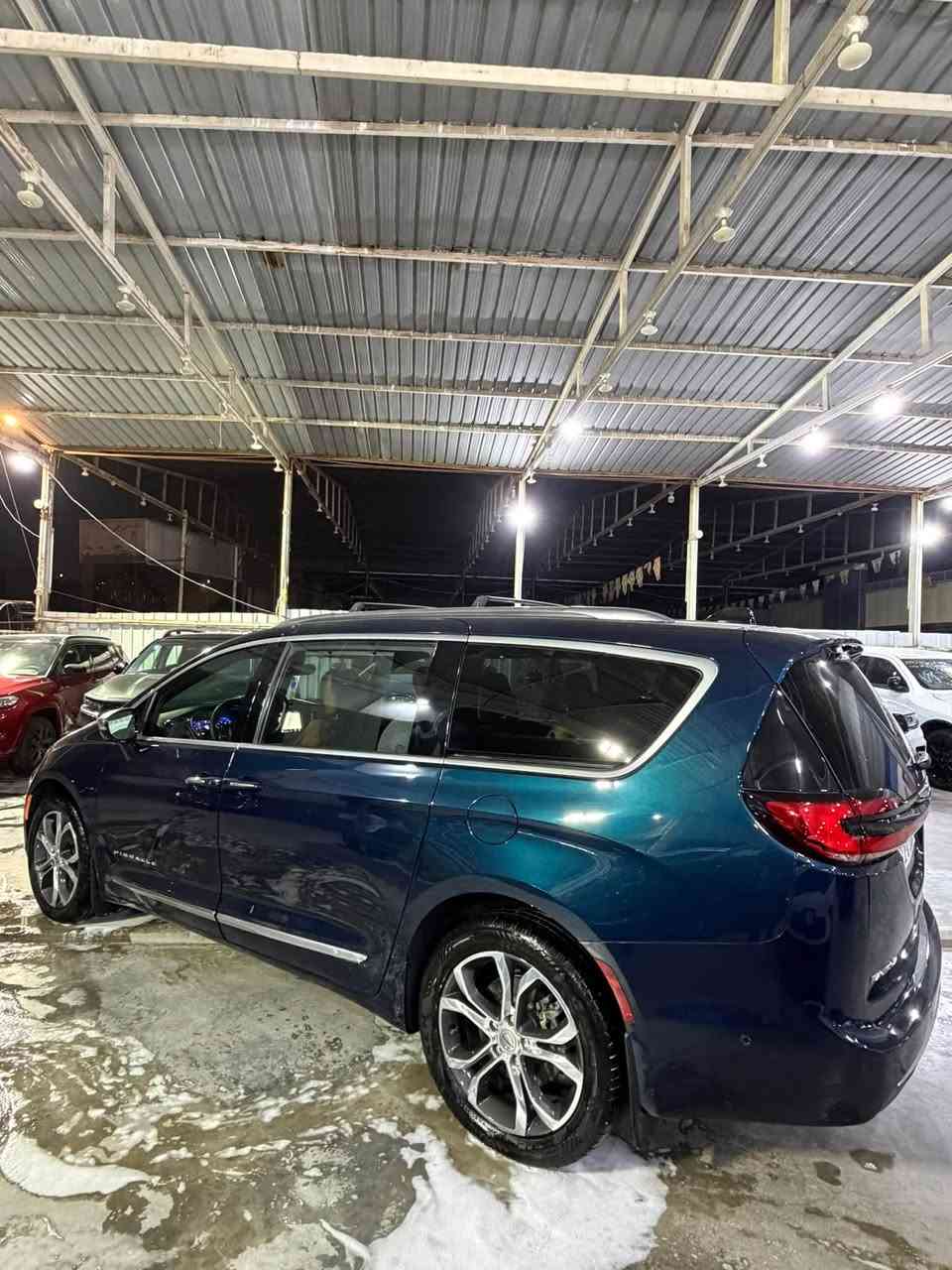 Chrysler Paclflca Pinnacle 2023
باسفكا VIP 
الضرر🔴: تقرير مياه امطار فقط بدون ضربه أو صبغ تعمل وتسير

المواصفات 🟢: 
1.كشنات قرميد+جميع الكشنات كهربائيه
2.بيبان شفط 
3.صندوك شفط 
4.كامرات 360 
5.رادار امامي خلفي جانبي
6. كامرات داخليه 
7.ويل قياس 20
8. فرس وسطي (وليس مسند)
9. شاشت خلفيه 
10. شاشه اماميه كبيره 
•وبعد هواي مواصفات 

✅السياره حره رقم بغداد تحويل ثاني يوم 

للاستفسار:
***********خط
***********واتساب
