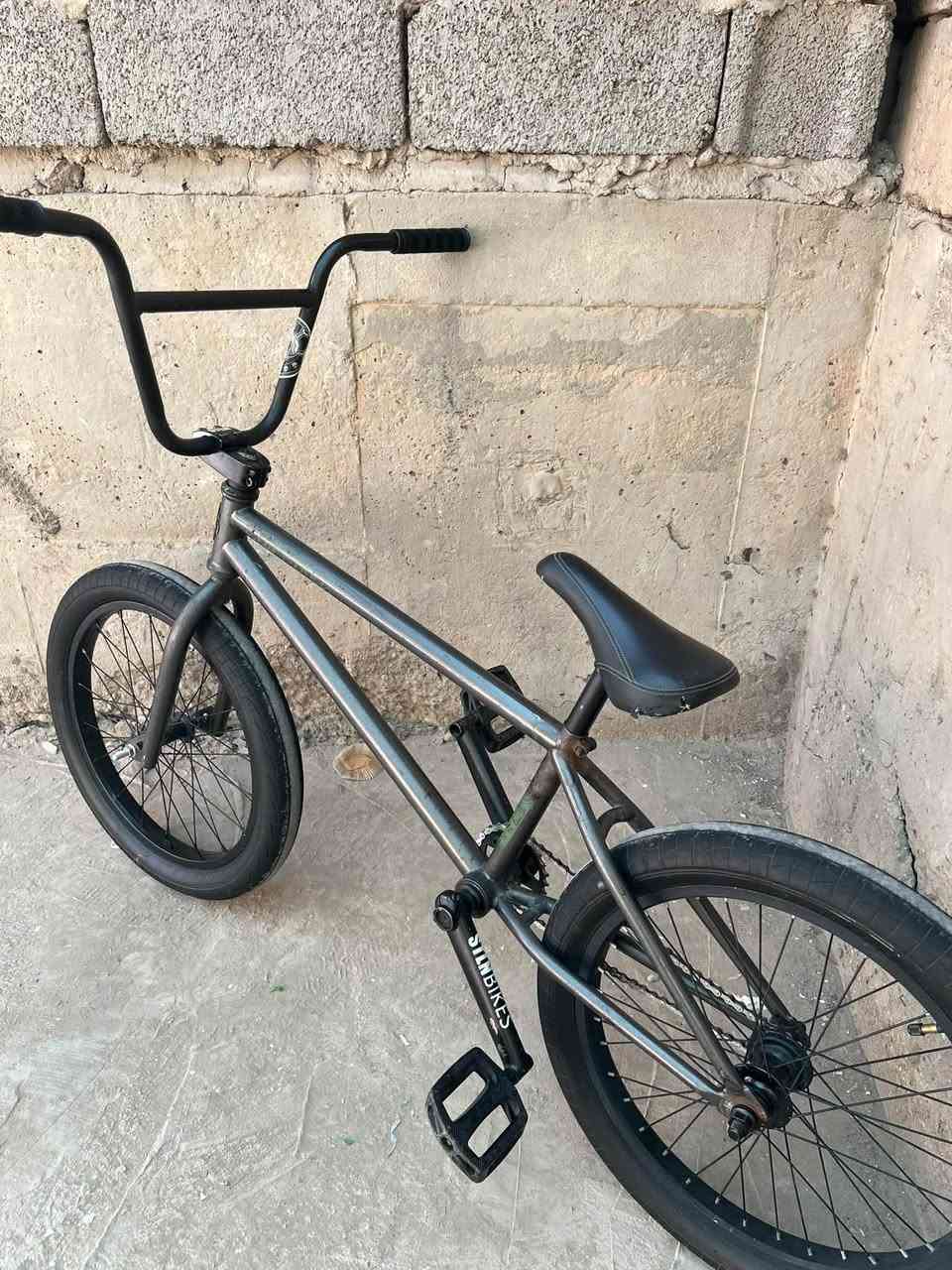 بايسكل bmx للبيع
السعر 230 
للتواصل ***********
