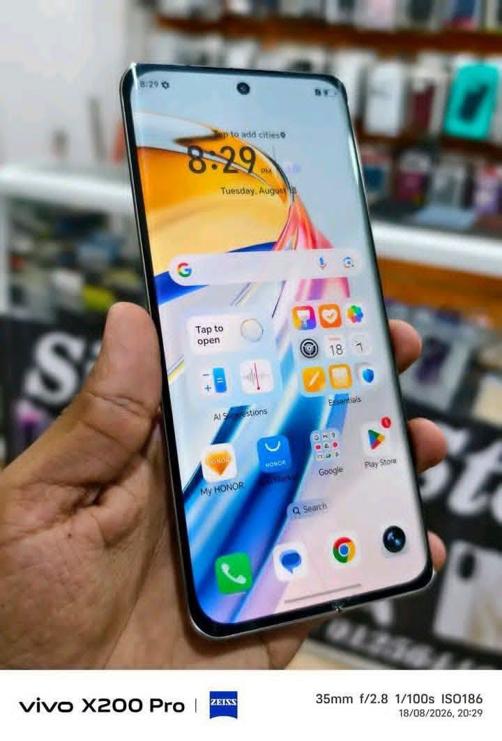 هونر X9b 5G ذاكرة  12/ 256 مكفول من العطل والتصليح
معروفة مواصفاتة بدون ملحقات 
السعر 270 
لا يوجد توصيل عنوان بغداد شارع السعدون 
***********
