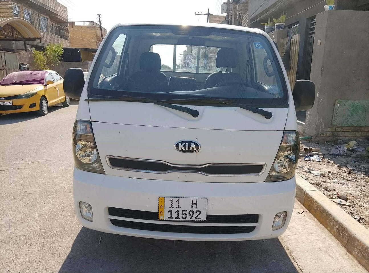 سلام عليكم  كيا للبيع 2016 سنويه جديده العنوان بغداد رقم الهاتف ***********
