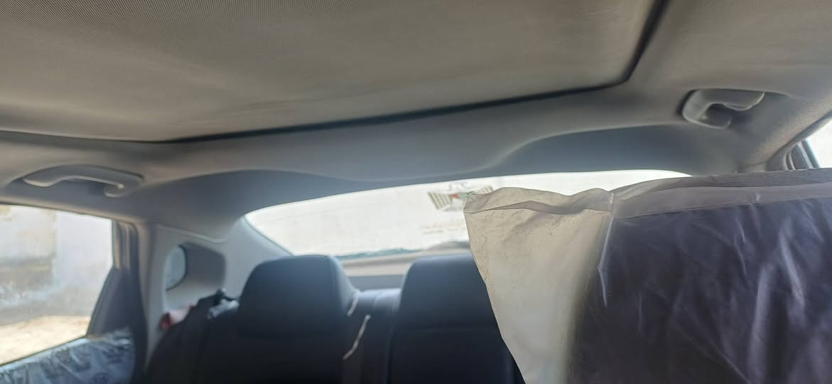سلام عليكم اوبتما2019 S
مكينة 2400 
مواصفات 
شاشه كامره خلفيه 
تحكم ستيرن جهتين 
لايت زنون 
اشاير ب المري مري كهرباء
رادار جانبي 
مثبت سرعه
نضام صوتي 
تبريد نقص غاز فقط  موجود خاص ***********
