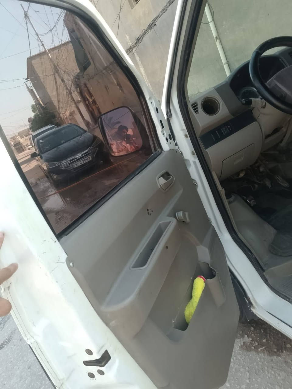 سلام عليكم كية حمل شيري نظيفة وجاهزة رقم وسنوية نجف وراعيه بصفي يمتة ميعجبك يداورلك سعر٣٤ وبيه مجال بصيط حك جية تصل برقم ***********
