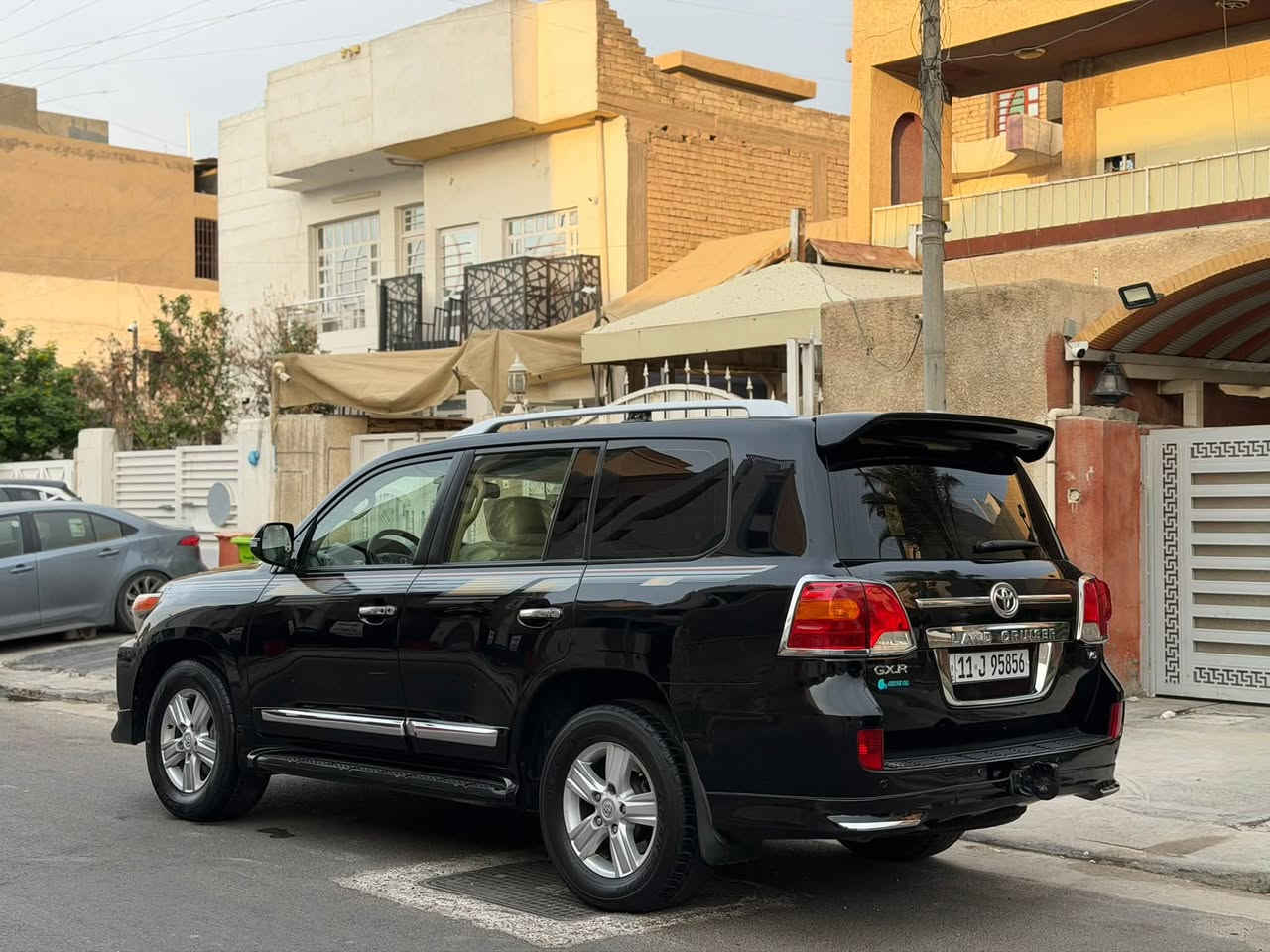 لاند كروز GXR • ٢٠١٢ • رقم بغداد