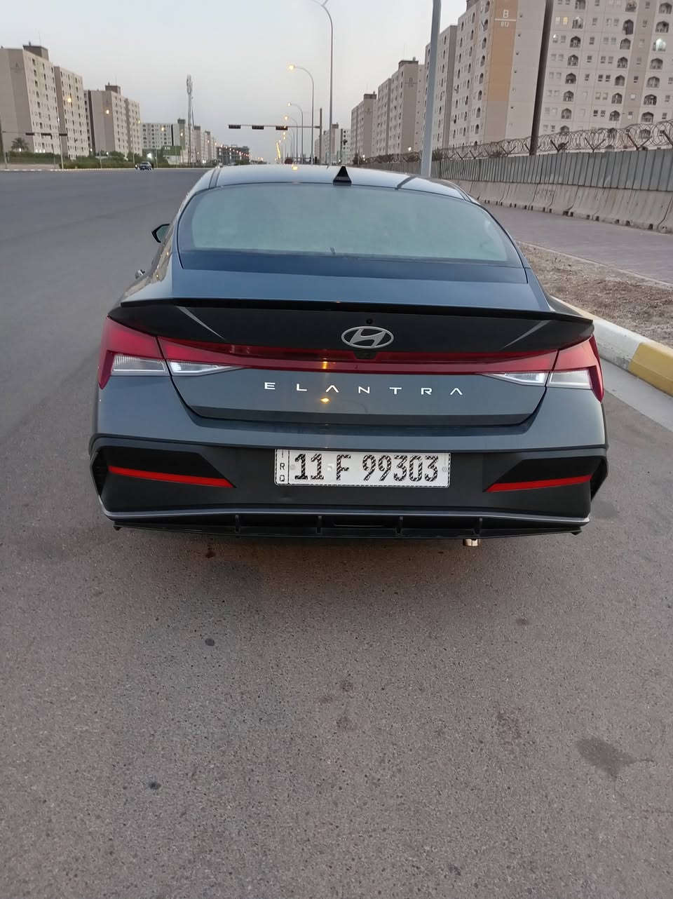 للبيع انترا للبيع انترا وارد امريكي حادثها بس بنيد مبدل يرباك ستيرن بس ماشاميل 11698 مكان البلديات السعر 170 بمجال الطيبين  ***********
