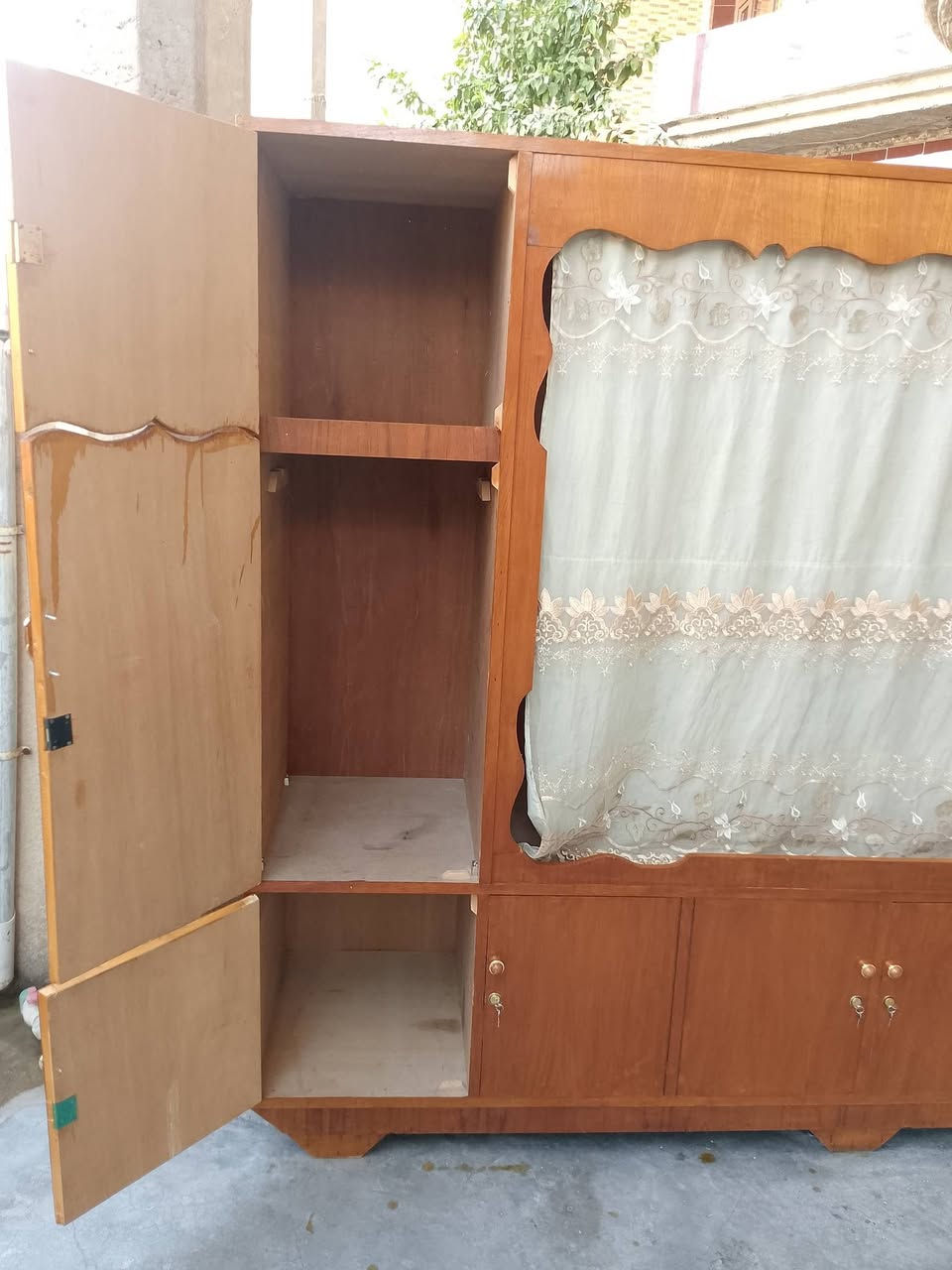 بيت فراش  كلاري صاج عراقي نظيف جدا جدا جدا اخو الجديد بعده بلادي 3 متر كامل مابيه نقص سعر225 الف العنوان كلار عدنه توصيل حسب أماكن قريبة على كلار *********** اشكال اكو بسوك حسب نظافه
