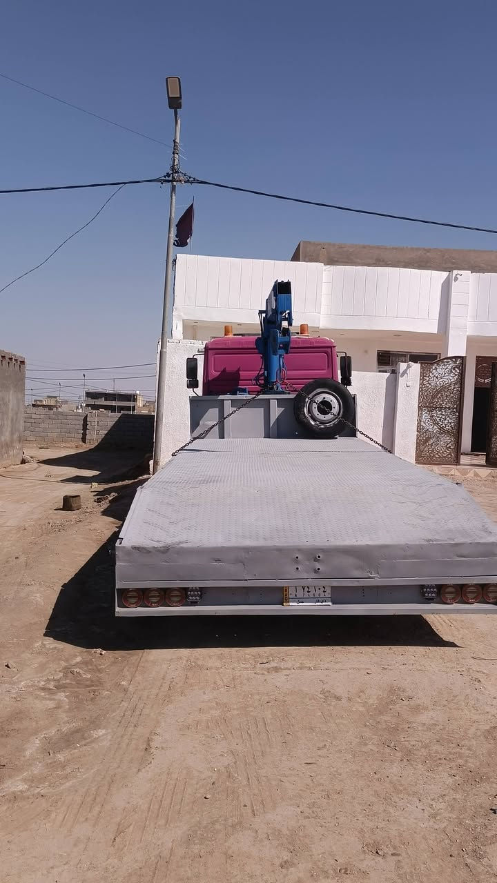 سلام عليكم للبيع كريـن سطحـه مـان 3طـن رقم وسنويـه ذي قار تحـويل ثاني يوم محـركه مجفـت جديـد سيـاره مديومه كلـه جديد كهربائيات كله شغاله جوبلساتـه هواهئه كلـه شغـال  كـرينه جـديد حركاته مضخـه جديده السعـر 160وبيـه مجال المكان واسط قضاء الحي الاستفسار عله الرقم ***********
