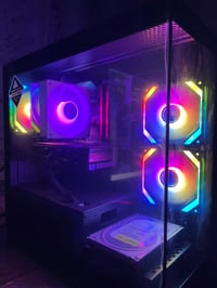 سيتب كامل للبيع باقي مثل ماهوه و جديد  INVIDIA GeForce RTX 5060 (8 GB)...