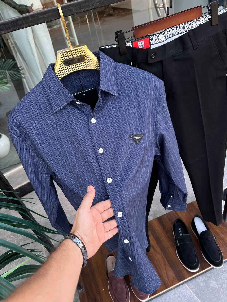 جديد🌾🍁
قميص خامه موهير من ماركة بنزو 💯
قياسات S_M-L-xl-xxl-
بنطرون ريكلر 30-31-32-33-34-36-38

حذاء 40-41-42-43-44-45

العنوان ديالى بعقوبه رگة حجي سهيل
#قميص_بنزو #بنزو #قمصان #قميص #قميص_رجالي

#جنز #ازياء #رجالي #شتائي #العراق #احذيه #الكسندر #جنط_ماركات_ديور_شانيل_نظارات_عدسات_عطور_جناط_كويت_سعوديه_البحرين_قطر_عمان_للتواصل
