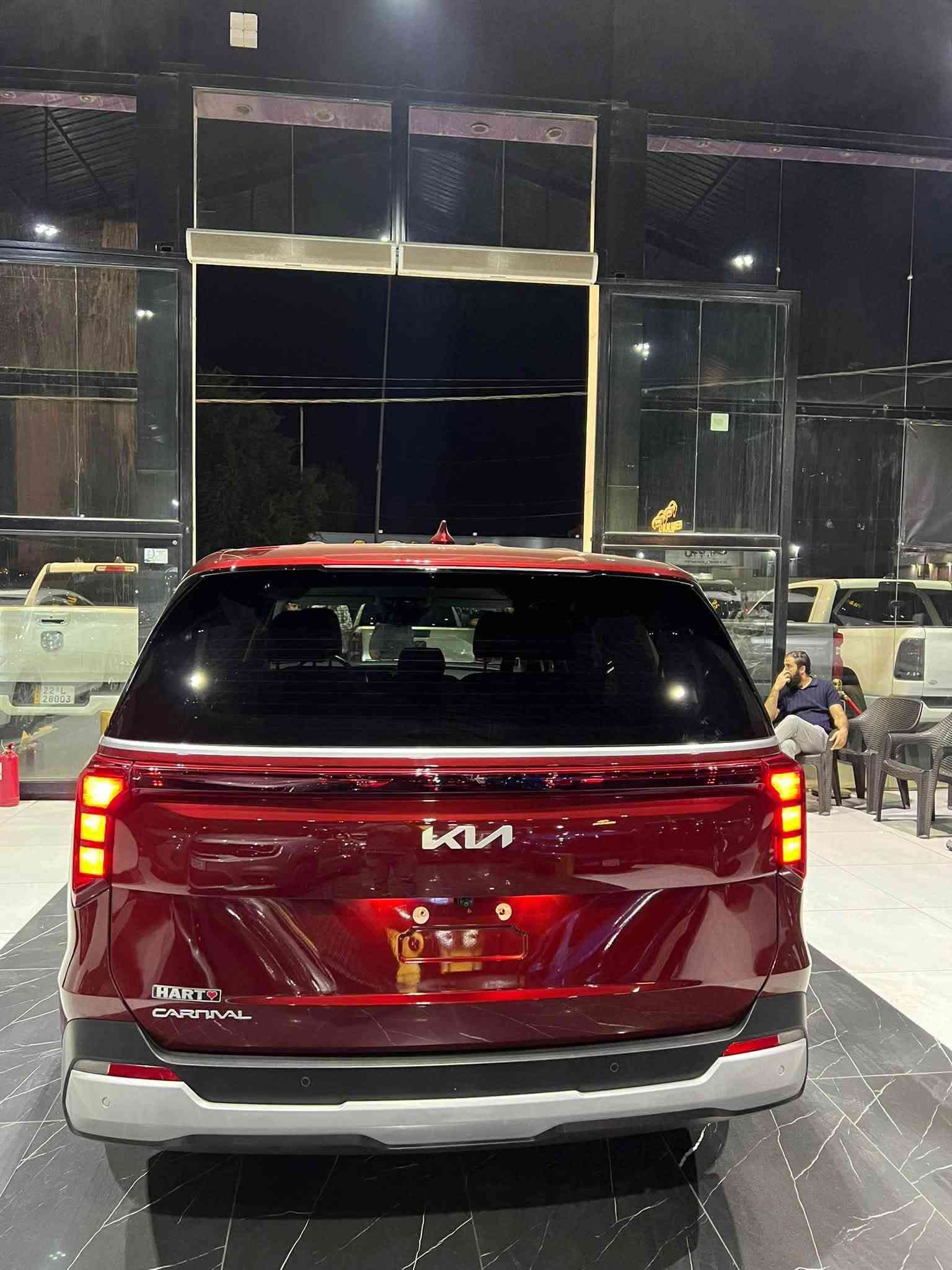السلام عليكم
KIA CARNIVAL LXS 2025
سياره جاملغ فقط مبدل 
رقم الشاصي بل منشور 
بدون ايرباك 
ماشية ٦٠٠٠ زيرو السيارة 
فول مواصفاات عده الفتحه 
بصمة 
كشنات جلد 
كراسي كهرباء 
كراسي متصل 
كامره
حساسات امامي خلفي 
رادارات 
نقاط عمياء 
تحديد مسار 
قياده اليه سياره جديده بمعنى الكلمه 
تترقم اربيل اجره او خصوصي بدون رقم ابيع 
للاستفسار ***********
