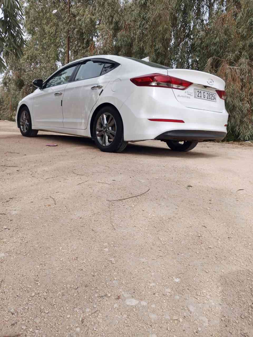 النترا 2017امريكي ظرر باب الخلفي مبدل والباقي ليبر واحد
تبريد وتدفئه شغاله تخم تاير ماشيه 157
مكان ديوانيه 
سعر اتصل ***********
