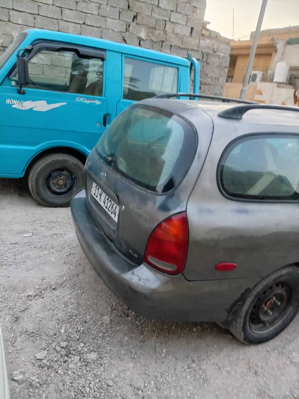 سلام عليكم الانتره موديل ٢٠٠٠اوتو
سياره بلاديه باسمي

بيها نواقص جدن بصيطه مثل ماموضح السكن والماسحه

محرك كير كفاله المحرك ٢٠٠٠مفتوح انسه صرف البانزين

السعر ٣٨وبيها مجال بصيط 

مكان السياره بغداد ابو غريب

رقم بغداد دولي

*********** رقم الوالد
