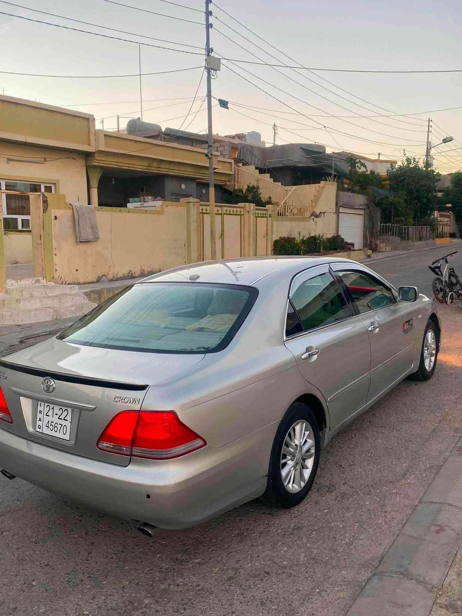 ١٨٠ بچوک براوە کۆدی هەیە
نمونە گێرو مەکینە تەبرید بە شەرت
سەیارەکە کامل
مەسرەفە رۆنی تازە گۆراوە تایەی تازە 
٢ دوگمە تەقەو رەقە بە شەرت 
٢ پارجەی ئەوروپایە 
سعری ٤٦ مجال 
بەس دەبلێکی تەقیوە
