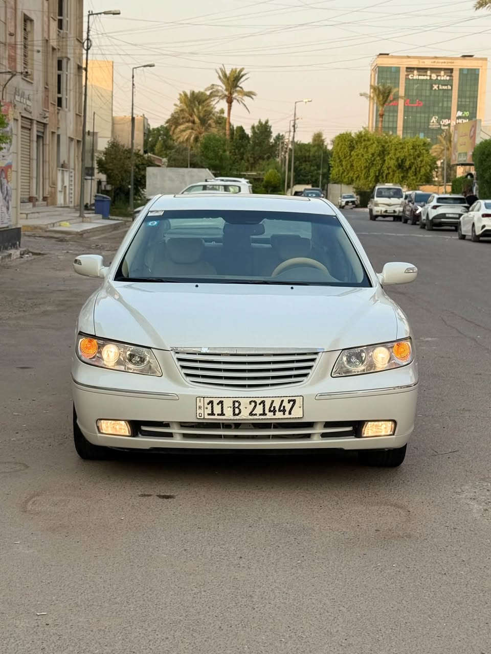 هونداي ازيره
2008  وارد أمريكي مصبوغه حزام بدون دواخل سعرها 75 ورقه  بيها منضومه غاز رقمها بغداد دولي جديد سنويه جديده2031
محرك 6 سلندر 3300 

السيارة فول 
المواصفات
-فتحه 
-نظام ترحيب
-انارة بالمرايات والابواب الامامية
-كاميرا وحساسات خلفية
-حساس ماسحات
-كشنات كهربائية جلد 
-لد امامي وخلفي
-تحكم كامل بالستيرن 
-مري شفط مع الاشاير
-ويل حجم 20
-مرايات قلاب ويه R
-الشاشه اصليه 
نضام سماعات + مضخمات بلاديه
تبريد ثلج 

مكان بغداد 
سعرها 75 
غير متواجد علفيس شراي يتصل ***********
