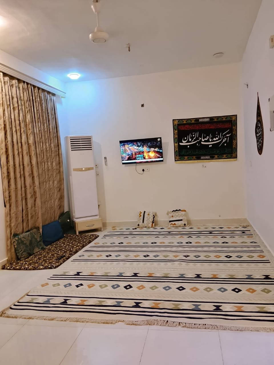 السلام عليكم
⭕1️⃣بيـت طابو صرف للبيع الجربوعية   
           الاولى 

⭕2️⃣مسـاحـة البيت 200 متر
⭕3️⃣يتكون البيت من غرفتين وحمام   
           داخلي وخارجي وبراني ومطبخ    
           وصالة
     ⭕ مطلوب اسكان 45 صحيح تسديد  
           شهري 270 القدمة 85 مليون
🕐سنــــــــــــــــــــــــة البنـاء 2025

🙏💙للآستفسار اكثر وتساب ***********

او مراسله الصفحة
‬‏
