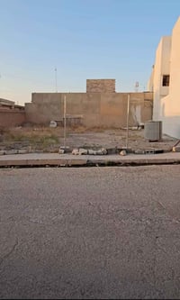 ٣٠٠م • واجهة ١٦م • حي النور