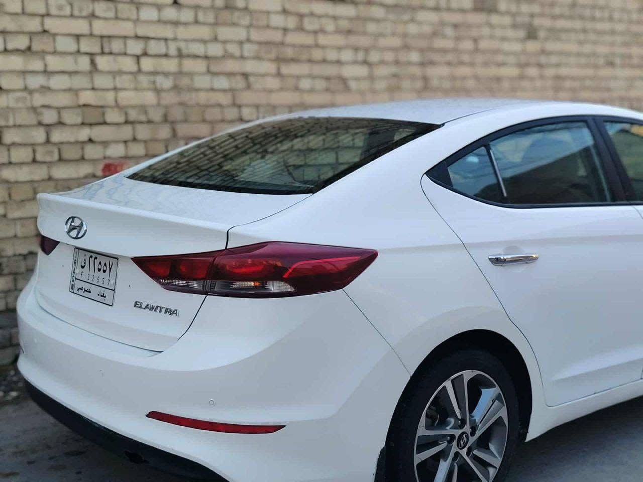 الانتره خليجي 2018 سوبر
رقم بغداد بسمي تحويل 
مكينه 2000 

مواصفات فول عده البصمه
حساس امامي
حساس خلفي
شاشه بلادي
نضام سبورت ونورمن و قتصادي 3نضمه
فتحه سلايت
مري شفط
5ويل كب كروم
تحكم ستيرن

السعر 110 بيه مجال قليل 
للستفسار واتساب *********** 
مكان بغداد
