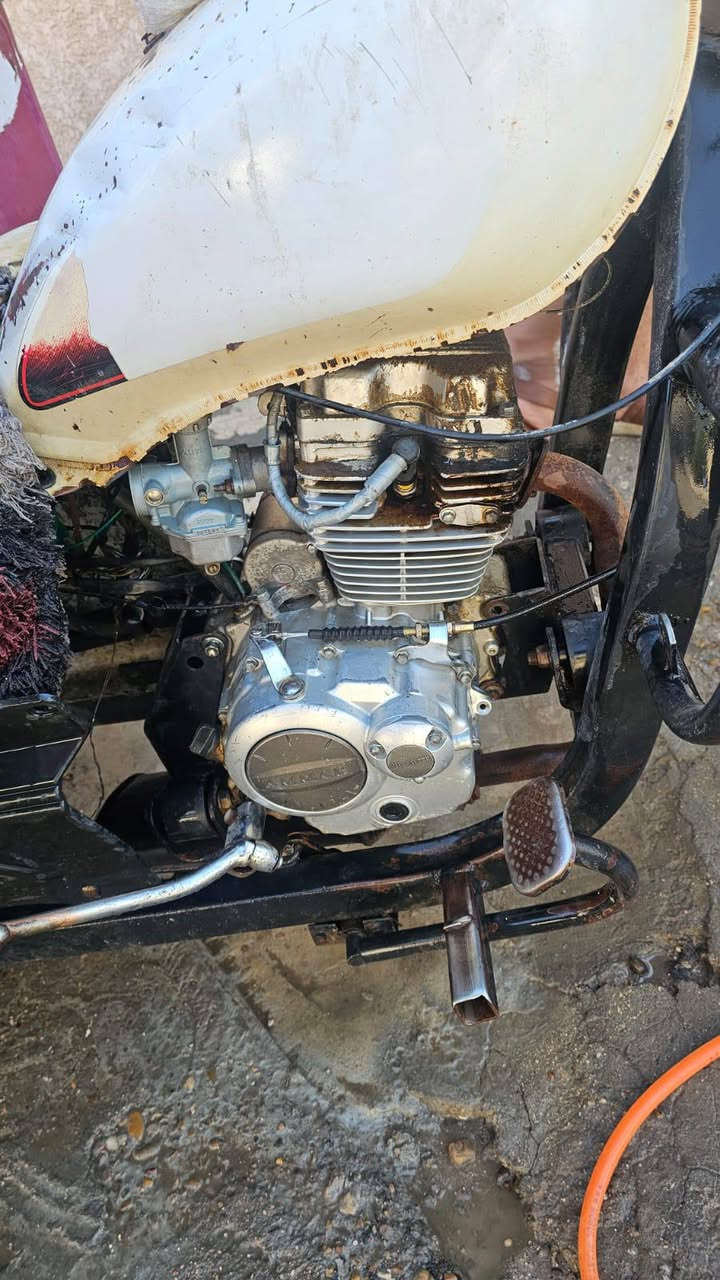 للبيع ستوته جمره موديل 21
محرك دايوان 
ستوته خير من الله 
نقص بيها فانزات 
ودبل 
سعر 1100
رقم ***********
