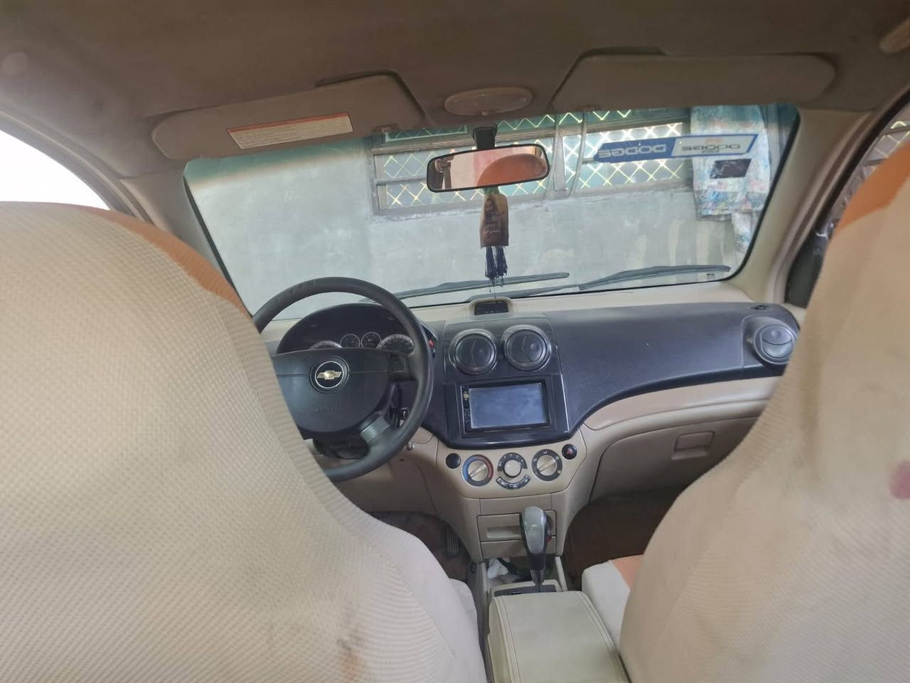 افيو موديل 11بغداد انكليزي مصفره هيئه جاهزه من كل شي كير اوتو جام كهرباء محرك وكير وحداديه وتخم تاير جدد
اي استفسار اتصل بالرقم 
مكاني حله ابوغرق ٠
السعر 57 بي مجال
*********** بي واتساب 
اني مكلف بالنشر مكلف مكلف لاتراسلني اتصل على صاحبها

