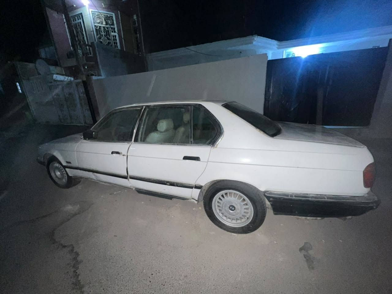 بي ام • رقم انكليزي • محتاجه تصليح