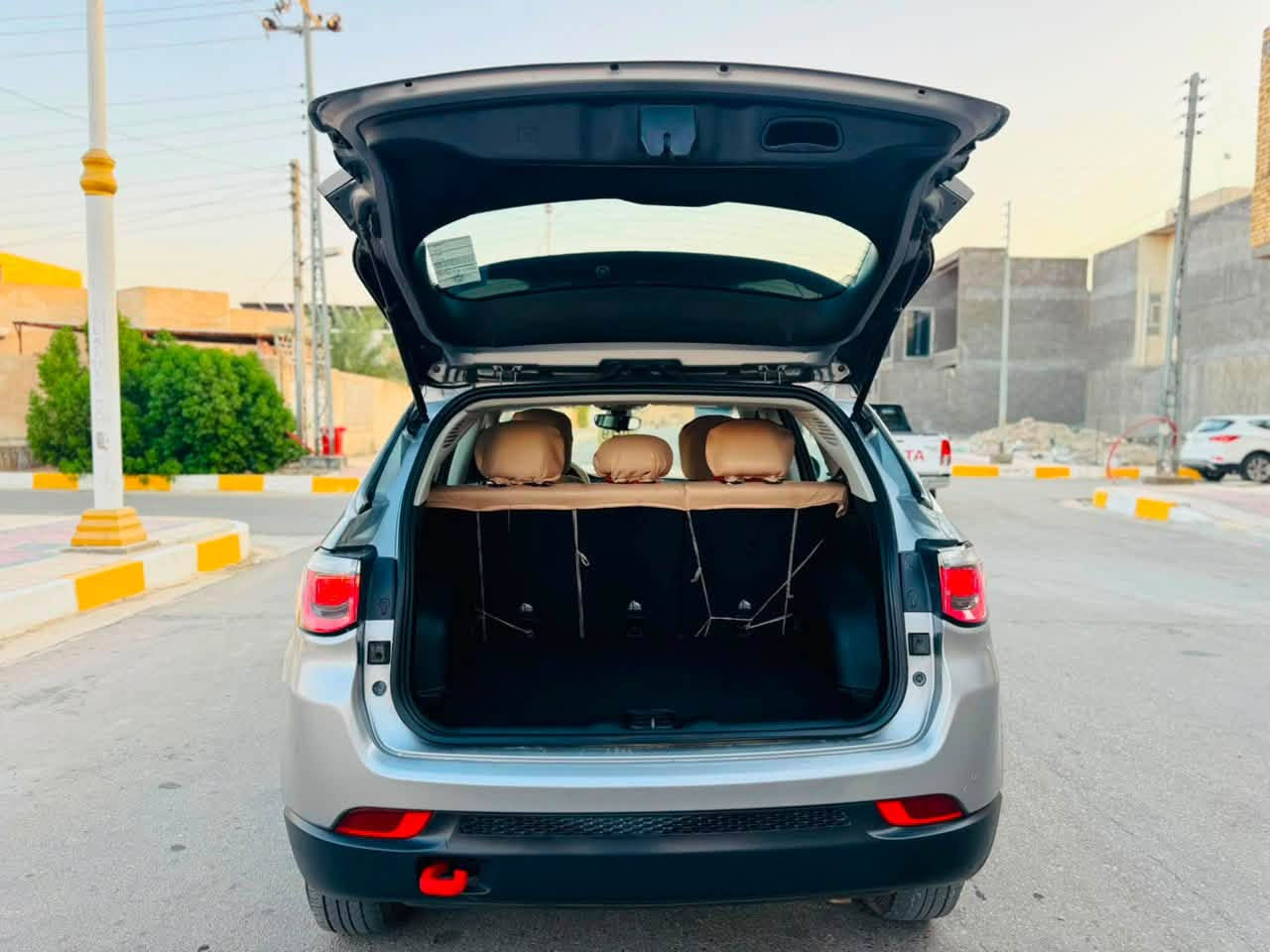 سلام عليكم جيب كومباس 2019 حره تحويل ثاني يوم وارد مريكي جاملغ امبدل وبنيد صبغ بدون ضرر داخلي مواصفات شاشه كبيره تحكم ستيرن اشاير بل مري بصمه جلد مكينه  2400  تبريد قطعتين  جاهز الخير مكينه كير تبريد حداده مكان سياره الناصريه السعر 104وبيه مجال 

الرقم***********
