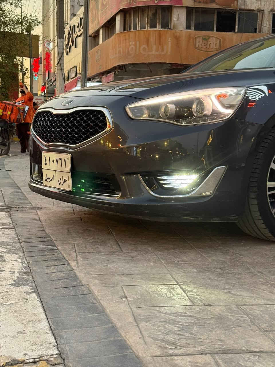 كيا كادنزا 2015 كيا الدولية
فول مواصفات 
خليجي 
📍 محرك 3500cc 
كفالة عامة من التبديل والصبغ والبارد
كفالة كير ومكينة
ممشى السيارة 118,000 km

🍀بصمة
🍀بانوراما 
🍀كراسي كهرباء
🍀جلد
🍀تحكم جهتين
🍀بردة خلفية كهربائية
🍀تدفئة & تبريد مقاعد 
🍀اوتو هولد
🍀كراسي ميموري خزن
🍀سستم انفنتي 
🍀تحكم صوت وتبريد خلفي وسطي 
🍀مري جانبية كهربائية 
🍀حساسات خلفية
🍀كاميرة خلفية
🍀شاشة كار بلي 
السيارة استخدام شخصي 
فقط السنوية منتهية 
والسيارة بوليش جديد
السعر150$ 
مكان السيارة ( مجمع السلام - كرادة ساحة كهرمانة ) 
***********
