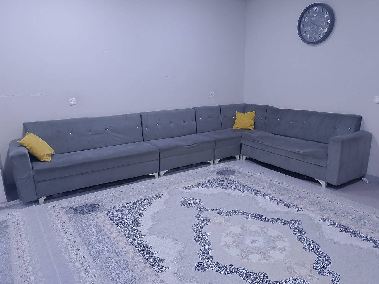 كنبة • للبيع • لكلارة