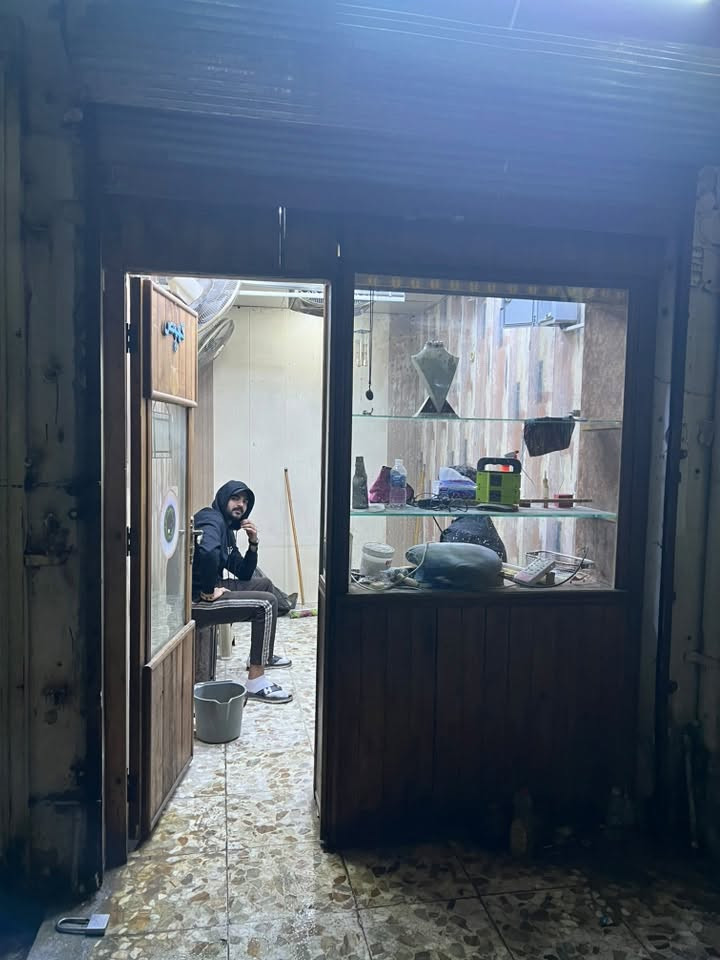 ٣قطع • خشب • بغداد الشعب