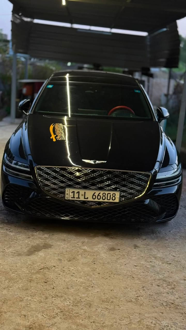 Genesis G80 2023 Sport 3.5T V6 Twin Turbo

للبيع فقط Genesis G80 2023 Sport 3.5T 🔥
شادلهة عطاس اصلي صوت رهيب 🔥

المواصفات والمحرك:
الموديل: 2023 
الفئة: G80 Sport 3.5T V6 Twin Turbo 
المحرك: 6 سلندر 3.5 لتر تون تيربو 
القوة: 375 حصان 
الكير: 8 نمر اوتوماتيك رياضي
الدفع: دفع رباعي AWD
اللون الخارجي: اسود ملكي
اللون الداخلي: احمر دايموند نابا ليذر سبورت - 
الرقم: بغداد 11 ل 66808
الداخلية: جلد احمر دايموند فئة سبورت كاملة امامي خلفي + تدفئة + تبريد
المقود: احمر رياضي + تدفئة + بادل شفت
السقف: بانوراما + ستائر شمسية
الشاشات: عداد ديجتال 12.3 + شاشة وسط 14.5 انج كبيرة
الصوت: Lexicon فخم
الكونسول: تحكم دوار للكير + شاشة مناخ خلفي
ارضيات: اصلية مكتوب Genesis
اضاءة محيطية داخلية

الخارجية:الدعاميه محدثه مال ٢٥
شباك جينيسس الكبير الماسي كروم
لايتات LED 4 خطوط توقيع جينيسس
ويلات 20 انج سبورت تو ساسز الخلفي اعرض
بصمة ابواب + تشغيل عن بعد

الحالة:
صبغ بدون اي صبغ قطع مبدله بلاديه
نظيفة جداً مثل ما واضح بالصور
الممشى: 42 الف كيلو
السياره مابيهة اي نقس تاخذهة كامله ومكفوله من كلشي
وراد امريكي حادث جاملغ وبنيد الشاصي معدل الصور مرفقه

السعر: 270 وبيهة مجال 
المكان: بغداد
للاستفسار: ***********
