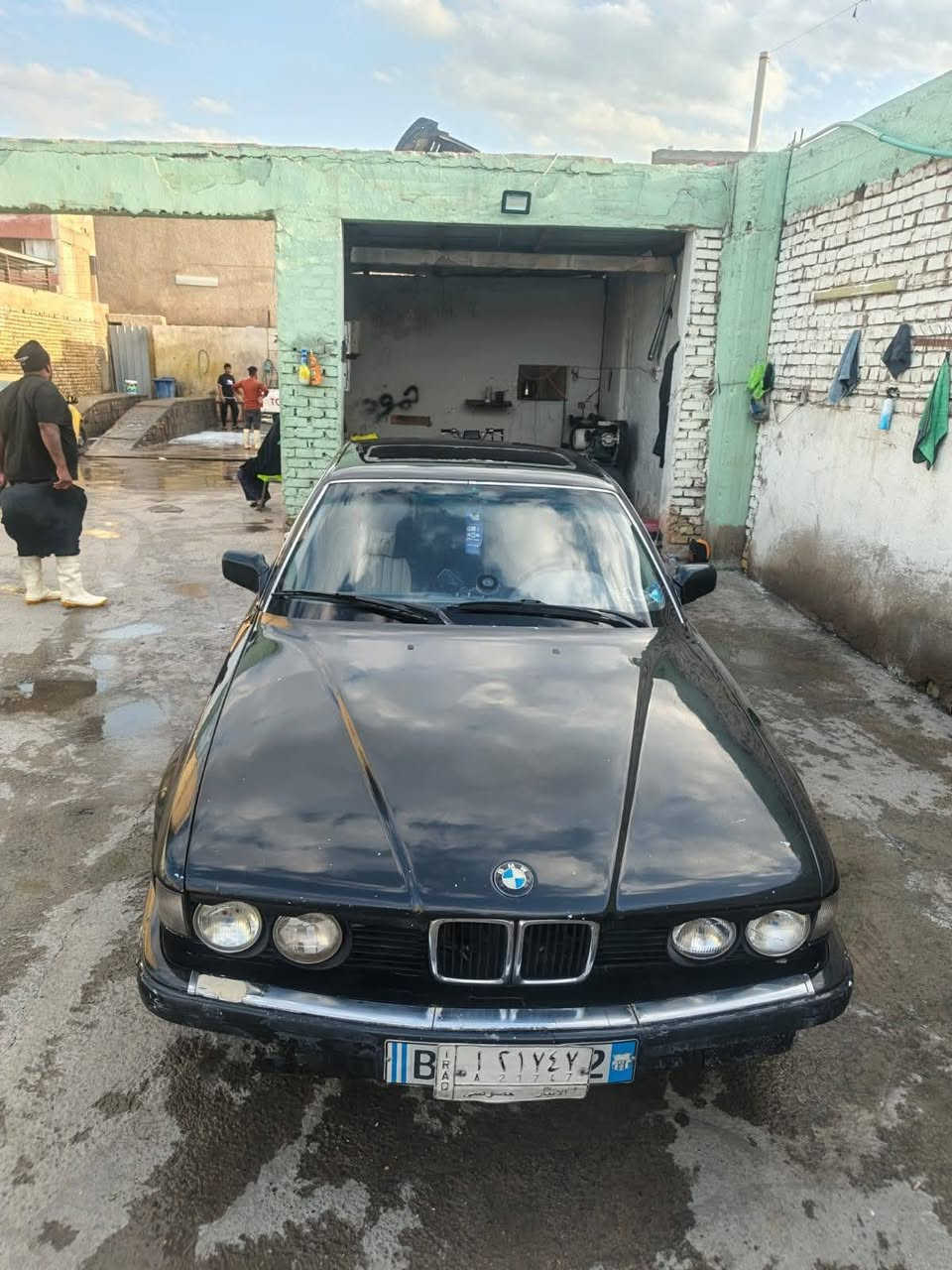 السلام و عليكم 
735 رقم انبار مشروع وطني 
السياره عوزهه ترتيبات 
عوزهه 
دعامية خلفية شلتهه 
ضربه جوه البك لايت و بصفه اليسره تصليحهه 100 ألف 
الكير يحرك ثالث يراد تبديل فلتر 
عبوة فيت بم 
مكانهه بغداد مدينة الصدر ***********
