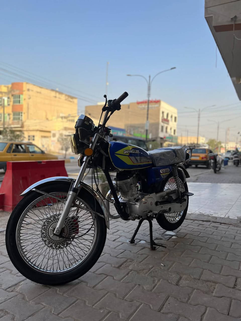 سونك (تايكر) 2025 سكنر دراجه تخبل شلعه ومعدل خير من الله والسوبايه اليوم شديته وشلعته هسه دراجه مابيها كل نقص فقط اشاره خلفي يمنه وكلشي شغال كهربائيات وكلشي سعر 700 بيه مجال بصيط مكاني ديوانيه مركز 

***********
