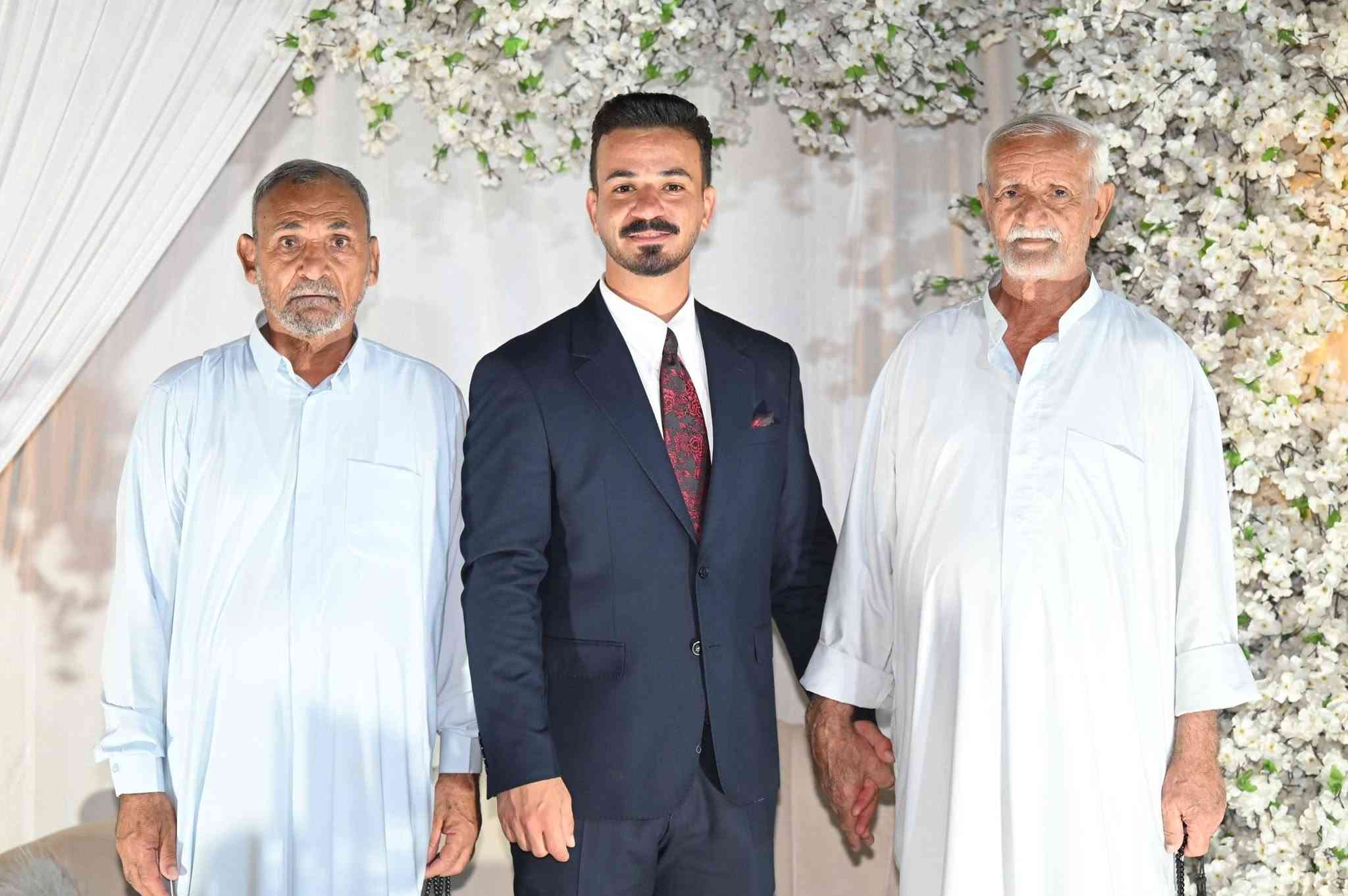 📸صور حفله زفاف الاخ (محمد قاسم الزبيدي) 
الف مبروك حبيبي
وان شاء الله الذريه الصالحه والحياة الزوجيه السعيدة 

#التصوير___استوديو_القمة
ـــــــــــــــــــــــــــــــــــــ
موقع (واسط قضاء الصويرة)  📍
للاستفسار 
***********
***********
☎📞 
🎞وثق اجمل اللحظات يوم عرسك ويانة !!
🎞غايتنــــا ارضائكم و شايفين كل الخير .
باقي الصور داخل رابط تليكرام👇
https://t.me/aaaaathhhhh
