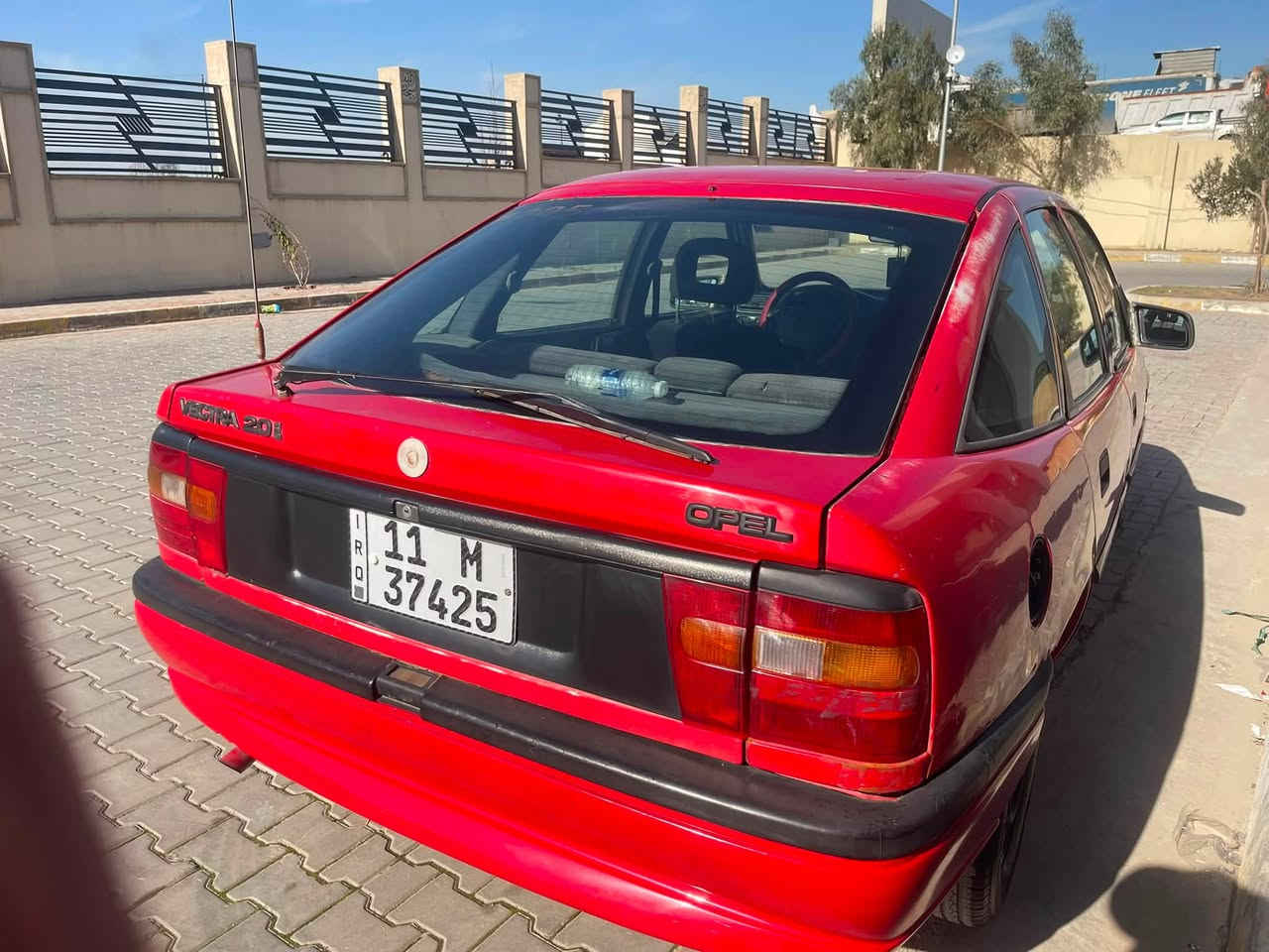 فكترا 20 
كير عادي
موديل 95
رقم بغداد دولي شرط التحويل
محرك وكير شرط
سعر 33 وبيها مجال
للتواص ع الرقم

***********
