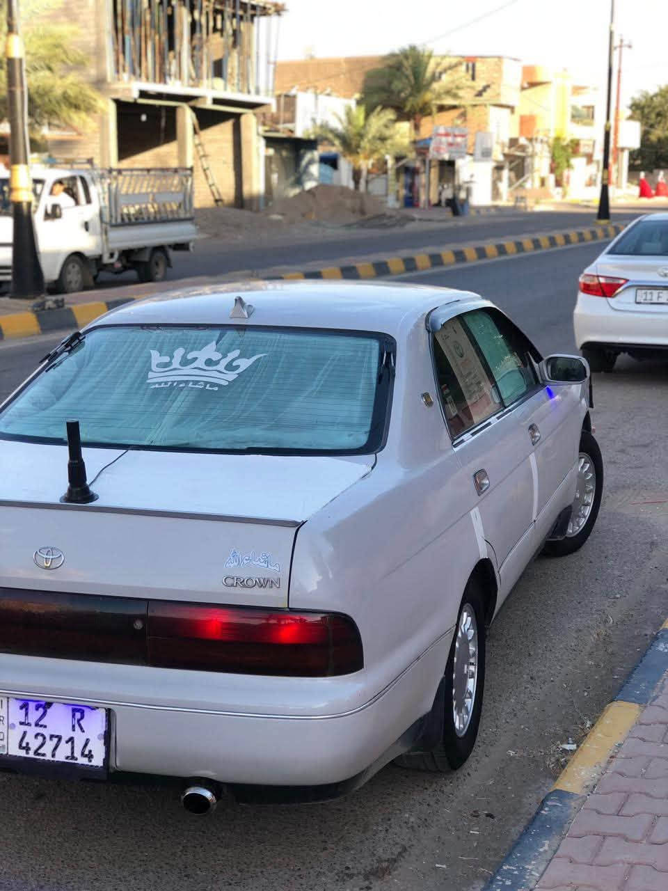 سلام عليكم بطه للبيع رقم ١٢ انكليزي بسمي السياره جاهزه من الدعامية الدعاميه تبريد ثلج تخم تاير صدر كله جديد دمام شاشه كامره دواره منضومه لايت زنون  هورن بوش اصلي السياره متعوب عليها مكان السياره تكريت السعر ٦٠ وبيها مجال  الاستفسار ***********.  ***********
