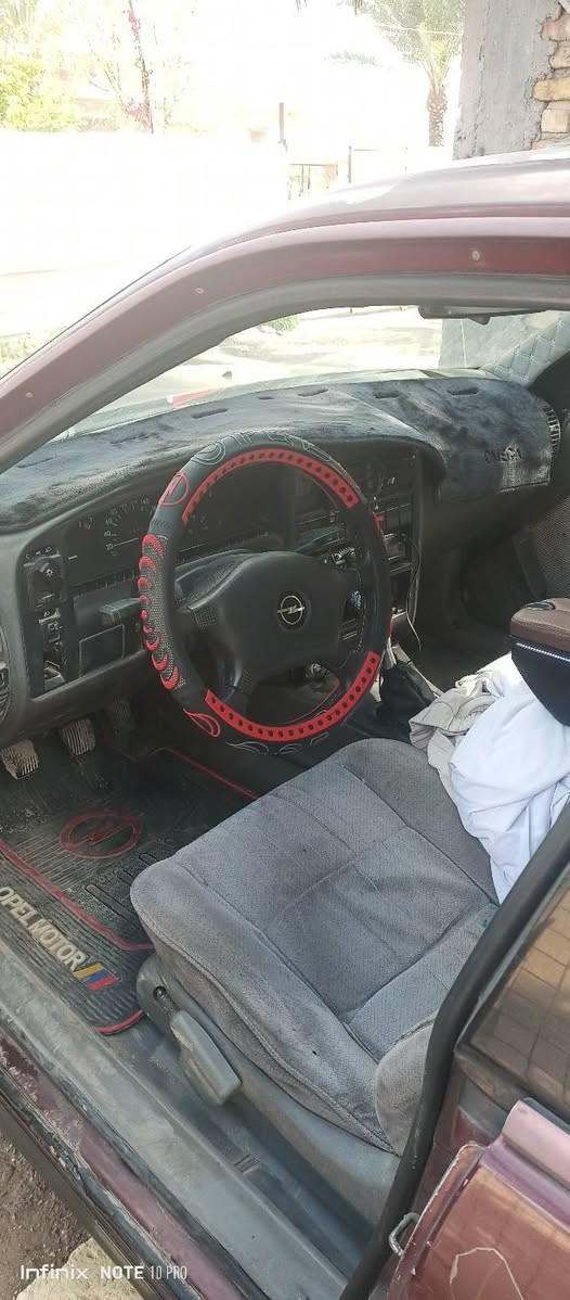 السلام عليكم عندي وبل اوميكا  ستيشن للبيع موديل ٩٣ كير محرك حداديه نضيفات كير عادي رقم بغداد جديد بسمي 
السعر ٣٨ اوبيه مجال عنواني ابو غريب  للاستفسار اتصال
***********
***********
