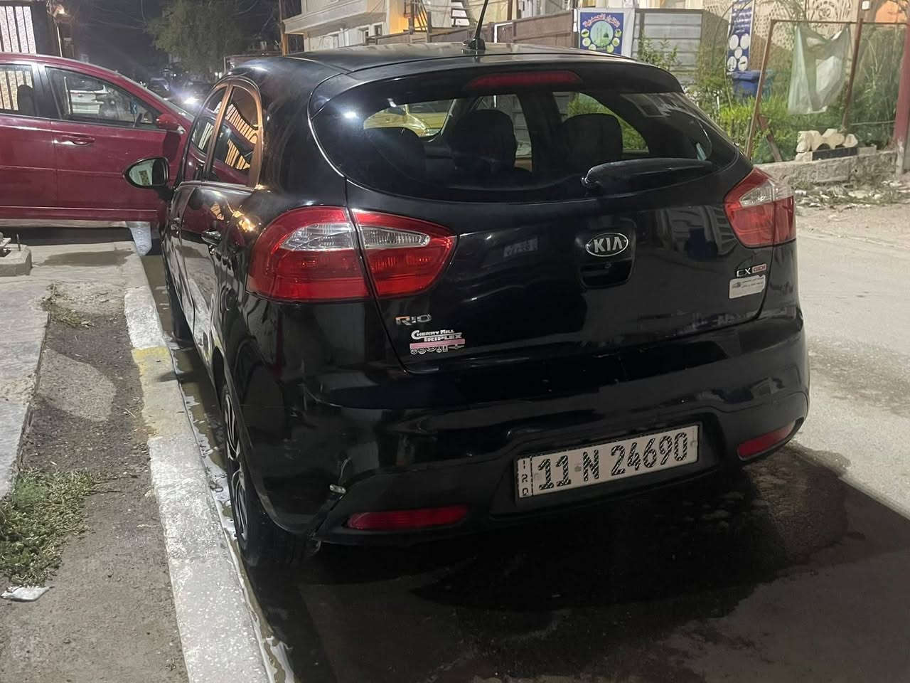 سيارة كيا ريو موديل 13 بإسمي رقم بغداد سيارة جاهزه محرك كير تبريد كله جاهز وارد امريكي حادثها جاملغ وباب   بيها ملاحظا ت قليلة بالكشر  السعر 60 ورقة بيها مجال بسيط 
العنوان بغداد الغزالية تفاصيل أكثر الإتصال على  رقم الموبايل ***********
