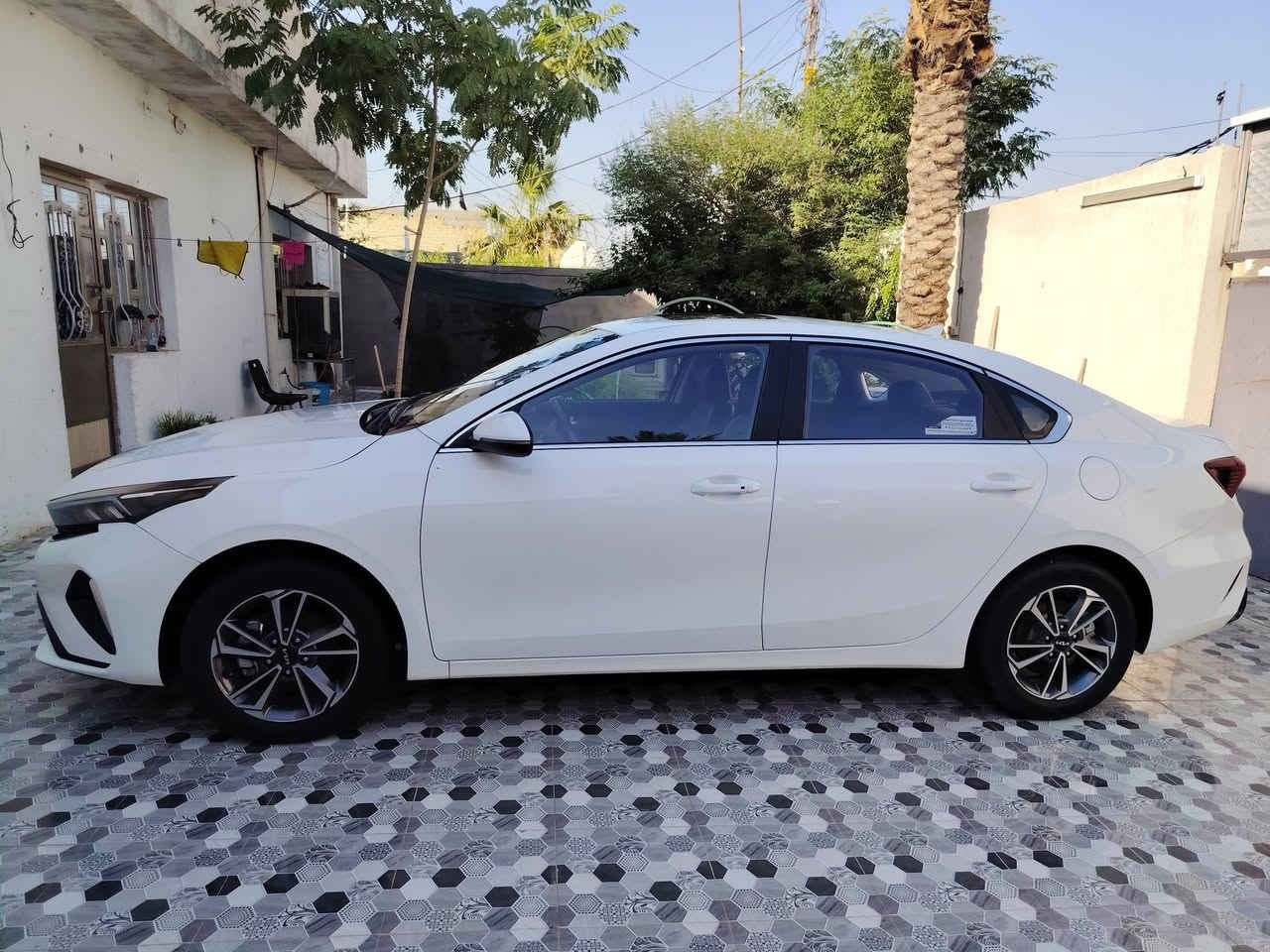 🔥 للبيع سيارة 3K موديل 2024 — نظيفة ومواصفات كاملة 🔥
🚘 الموديل: 2024
📍 الممشى: 17 ألف كم فقط
📍 رقم بغداد
📄 باسمي — تحويل ثاني يوم
🛡️ كفالة عامة من كل شيء

✨ المواصفات: ✅ فتحة سقف
✅ بصمة
✅ داخلية جلد
✅ ثلاثة أنظمة للقيادة
✅ السيارة نظيفة وجاهزة للاستخدام

📍 الموقع: بغداد
📞 للاستفسار والاتصال: ***********
