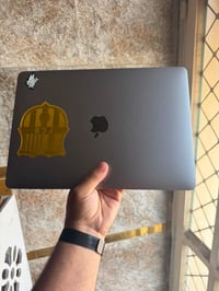 ماك بوك اير ٢٠٢٠ • كور i3 الجيل العاشر • ٢٥٦ جيجا اس اس دي