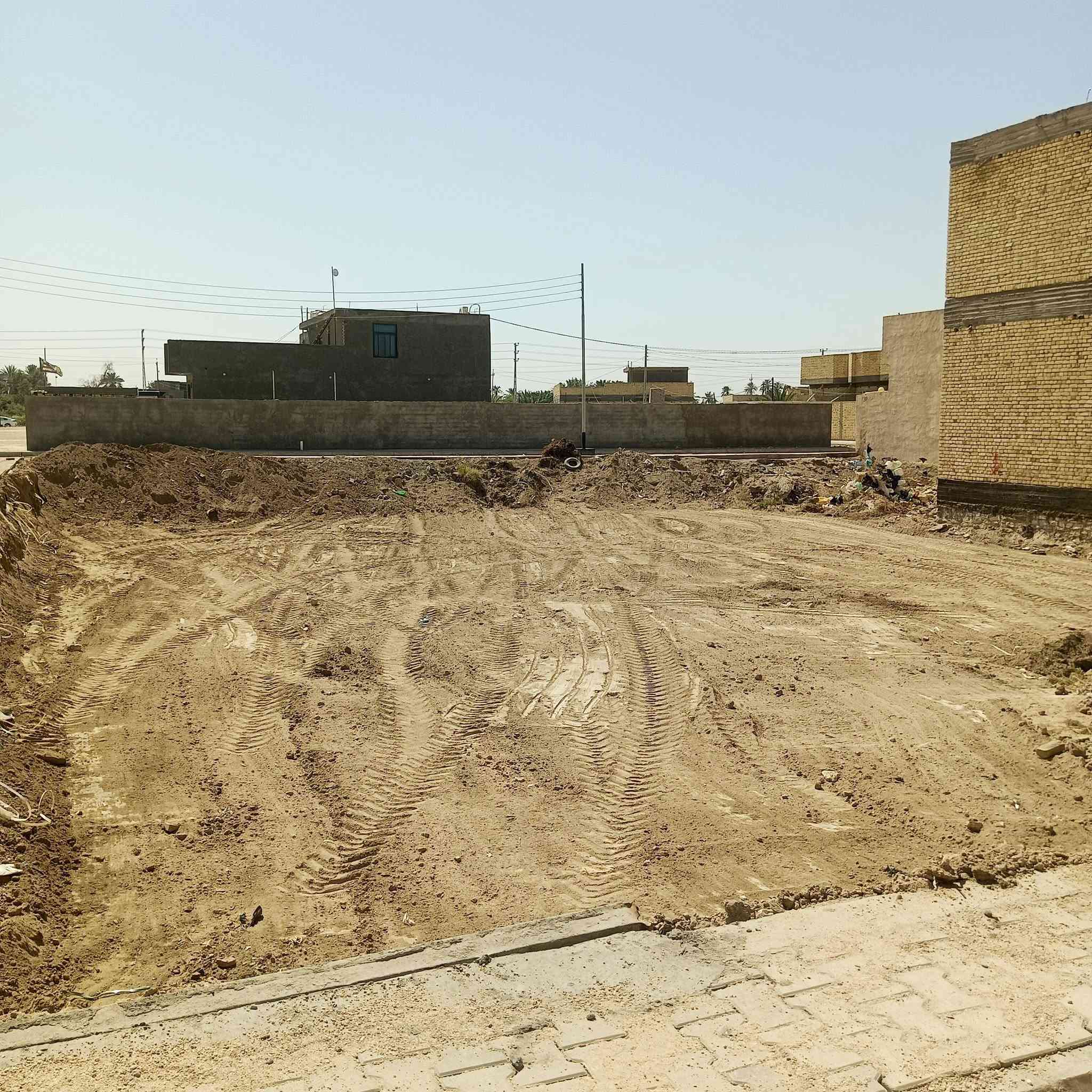 تصميم _ تخطيط_تنفيذ واشراف هندسي بكادر متميز  واسعار مناسبة جدا ...
شركة سنا الانوار للمقاولات العامة 
تسليم هيكل 
تسليم مفتاح 
وعلى قروض مصرف الاسكان 
للتواصل والاستفسار يرجى مراسلة الصفحة او الاتصال 
على الرقم ‏‪***********‬‏
