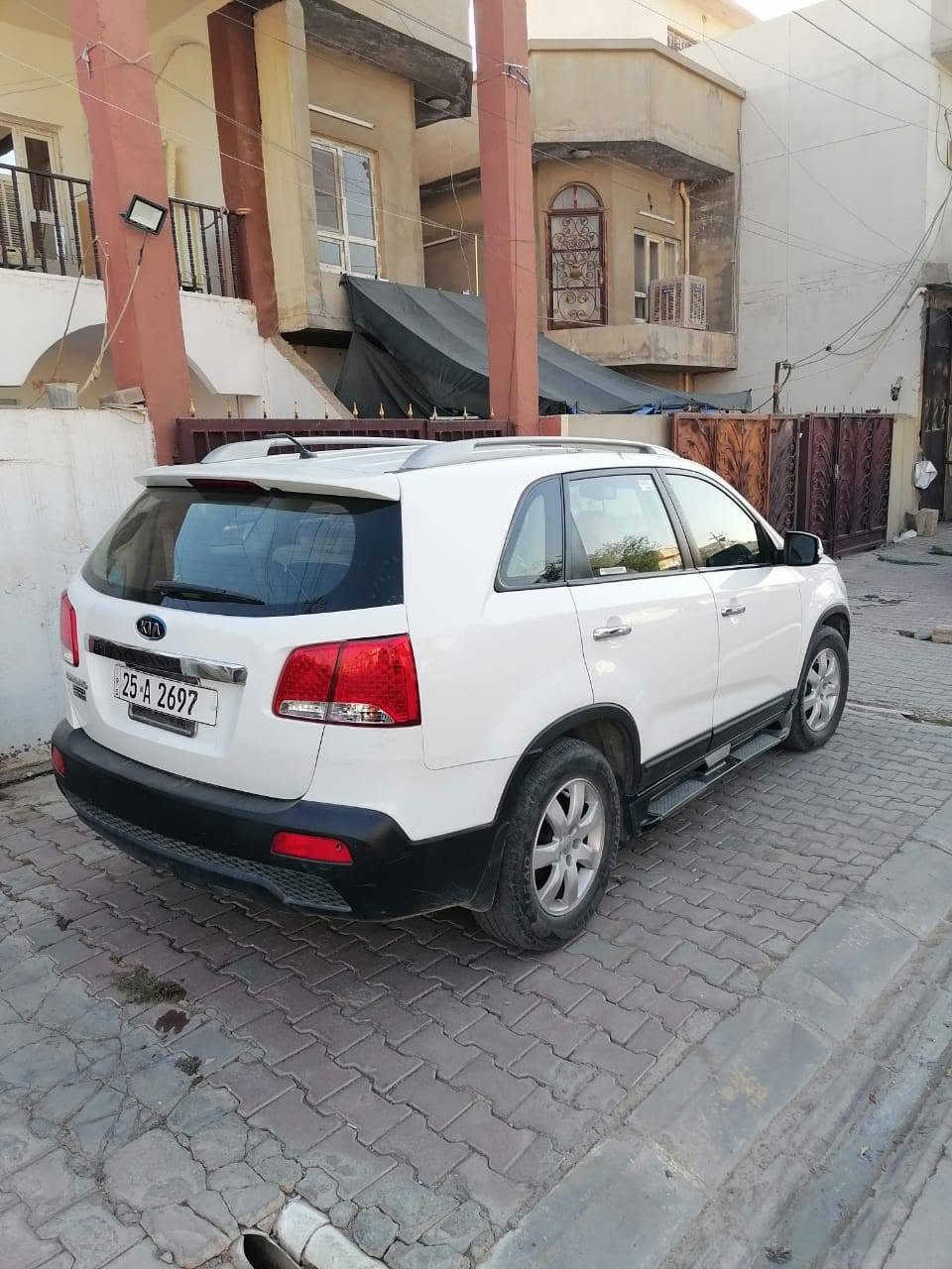 كيا سورنتو 2013محرك 2400مكفولة كفالة عامة من الصبغ والبارد والتبديل حتى الدعاميات مكفولة سيارة رقم كركوك  باسمي سنوية وارقام وهزة وژينكه كلها جديدة السيارة ماشية فقط 160 السيارة مواصفات بردة ويل 19 يدات نيكل ليد امامي وخلفي حساسات امامي وخلفي الكير والحرك بشرط مامفتوح السيارة بدون اي نفص كوبون بنزين موجود مكان السيارة كركوك حي عسكري  
للاسفسار *********** واتس اب متوفر السعر 145 كركوك, العراق
