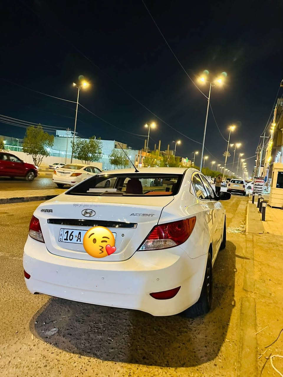 مراوس بااقل محتاج فرق
2012
1600
كلشي بيها جديد حتى التايرات صار  كم يوم شادهن 
كير محرك تبريد كلها لوك جديدة 
واتساب 
***********
