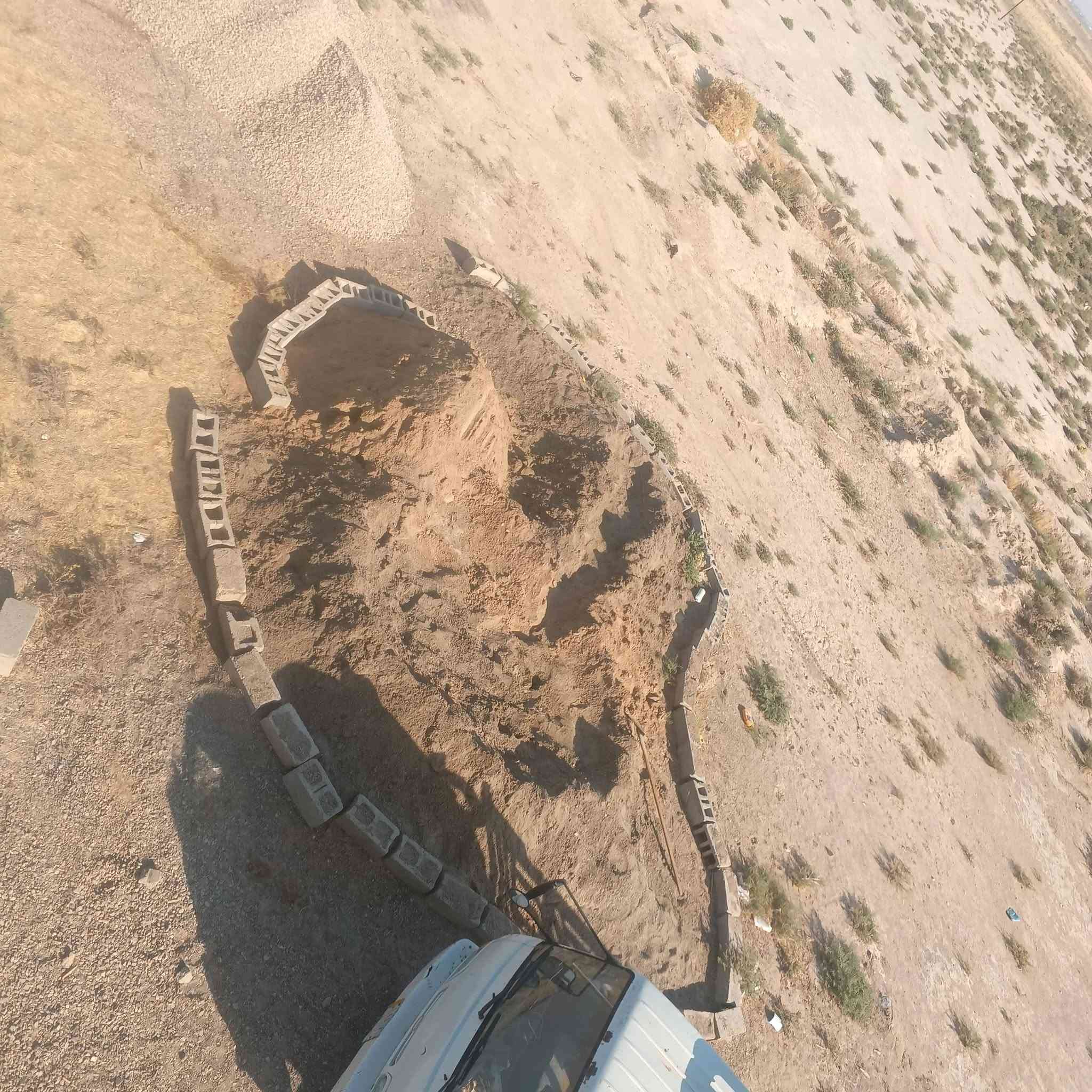 سلام وعليكم تصعيد مواد بناء وتنظيف شبابيك بيوت حدل نشر بلوك تدخيل سبيس تنكير تفليش تدخيل جص بسعر مناسب ***********
