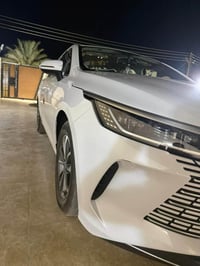 بي واي دي دسترويال 2025 فول مواصفات شاشة قلابة كشنات رياضية كير ماوس س...