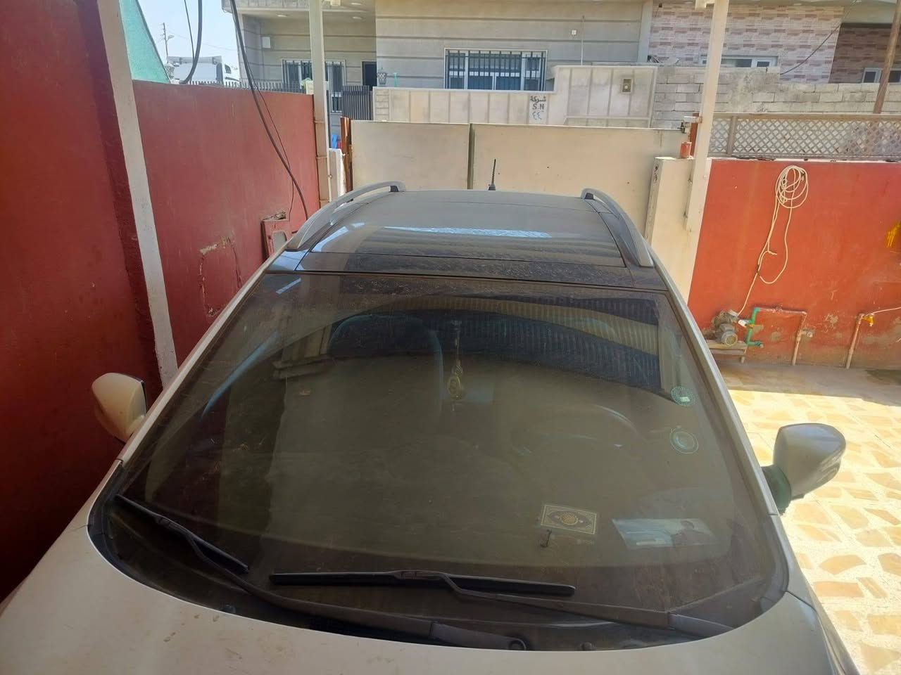 سلام عليكم 
السعر 140 وبيها مجال
مكلف بالنشر الاتصال على صاحب السيارة فقط
بيع مستعجل
توكسون ٢٠١١ للبيع 
المواصفات 
بانوراما 
اشاير بالمري
كشن جك 
كير محرك شرط رقم اربيل الجديد سنوية 
لي ٢٠٣٠ كابون بانزين بيها 
السيارة بدون صبغ بدون تبديل بيها بارد كد شبر يم قبغ البنزين وكرت يم الرقم بالجنطة 
للتواصل ***********
            ***********
