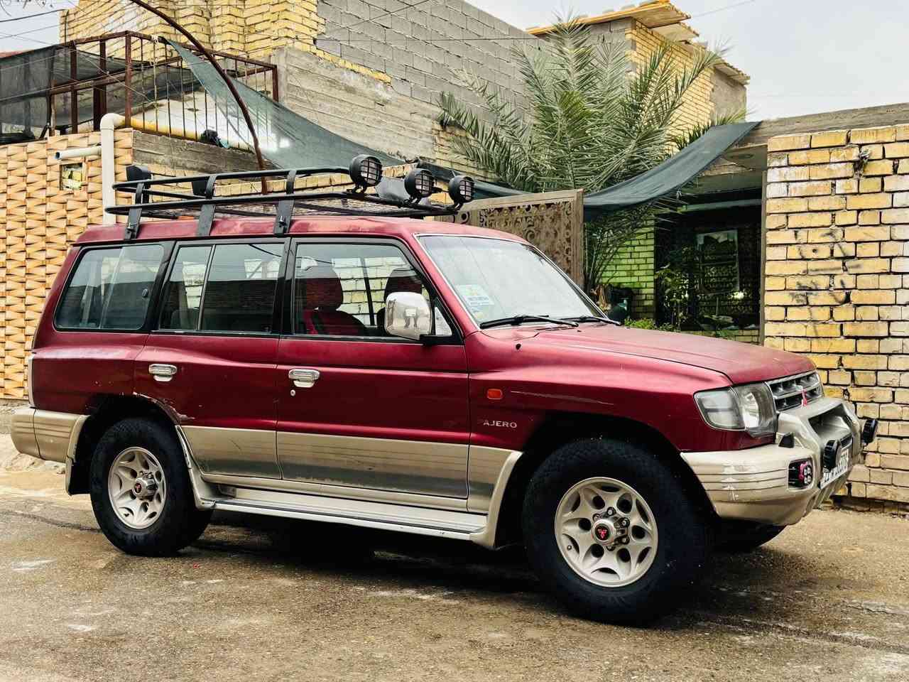سلام عليكم من رخصت مدير الكروب والأعضاء المحترمين عندي باجيرو موديل 2000 محرك 3000 بلاد
تبريد شغال 3 قطع مابيها صبغ  جارده عندي بيهاء وكاله تحويل مني واذا تحب من الشرعي  رقم سليمانيا  مكاني بغداد مدينة الصدر.  *********** وات ساب
