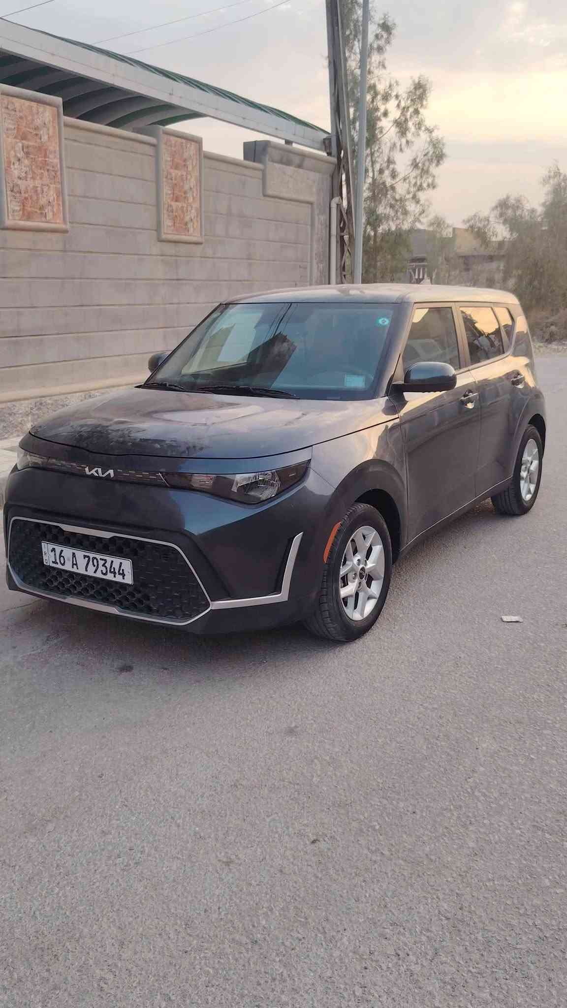 كيا سول للبيع موديل 24 دخول جديد مرقم قادسيه شهداء
تبديل بنيد فقط بدون دواخل السياره جديده على وضع الشركه  وسعرها مناسب مال مستعجل
مكان السياره ديوانيه
*********** واتساب
