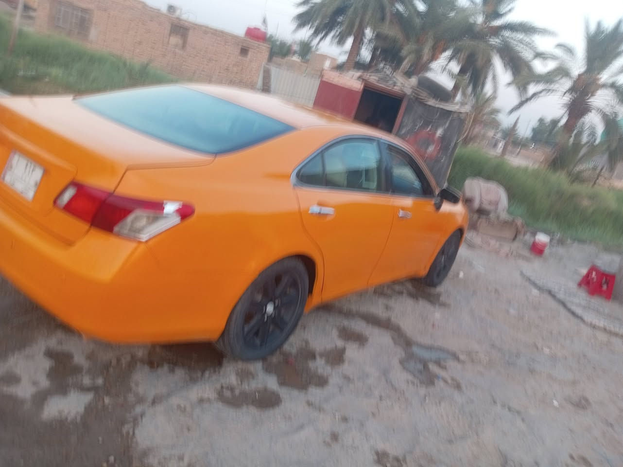 السلام عليكم لكزز ٢٠٠٨.  ٦ اسندر مكينه جديده كير جديد حداديه جديده سياره مابيها ضربه رقم مثنى تحويل ثاني يوم سنويه لل 28 مصفره السيارة ربع مابيه تخم تايرات فتحه فول السياره صالصتين حساسات أشير بل مري مال جناي السياره السعر 70 وبيها مجال مع المراوس العنوان الدوانيه قضاء المهناويه الرقم ***********
